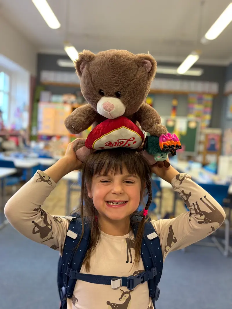 Hug a Bear Day ve druhé třídě