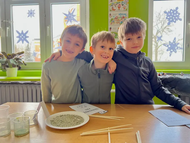 Cesta kolem světa v družině
