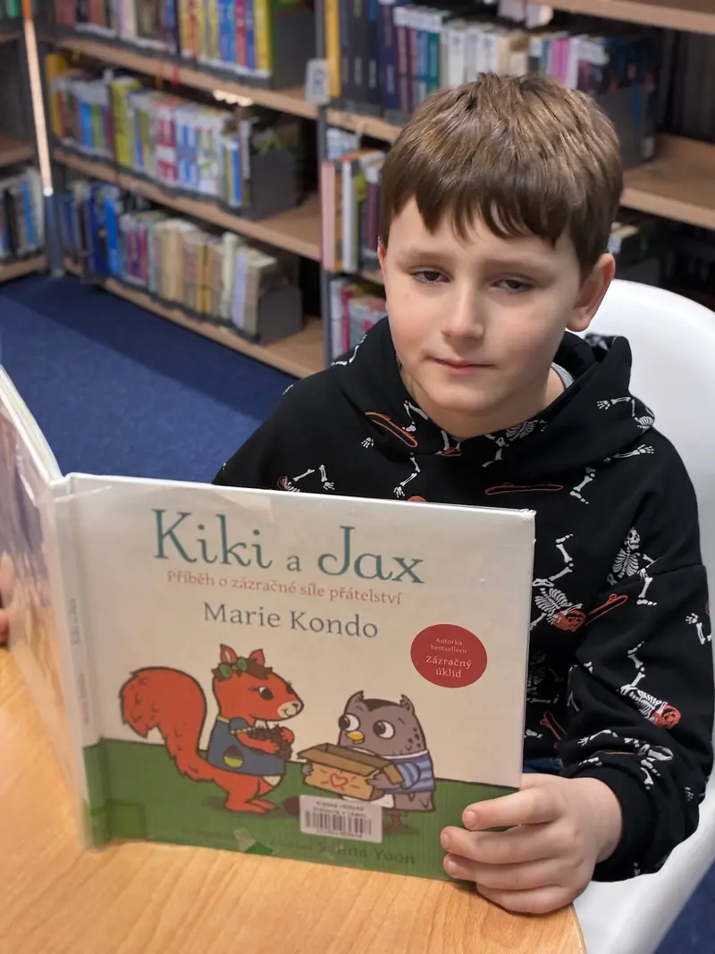 Prvňáčci v knihovně